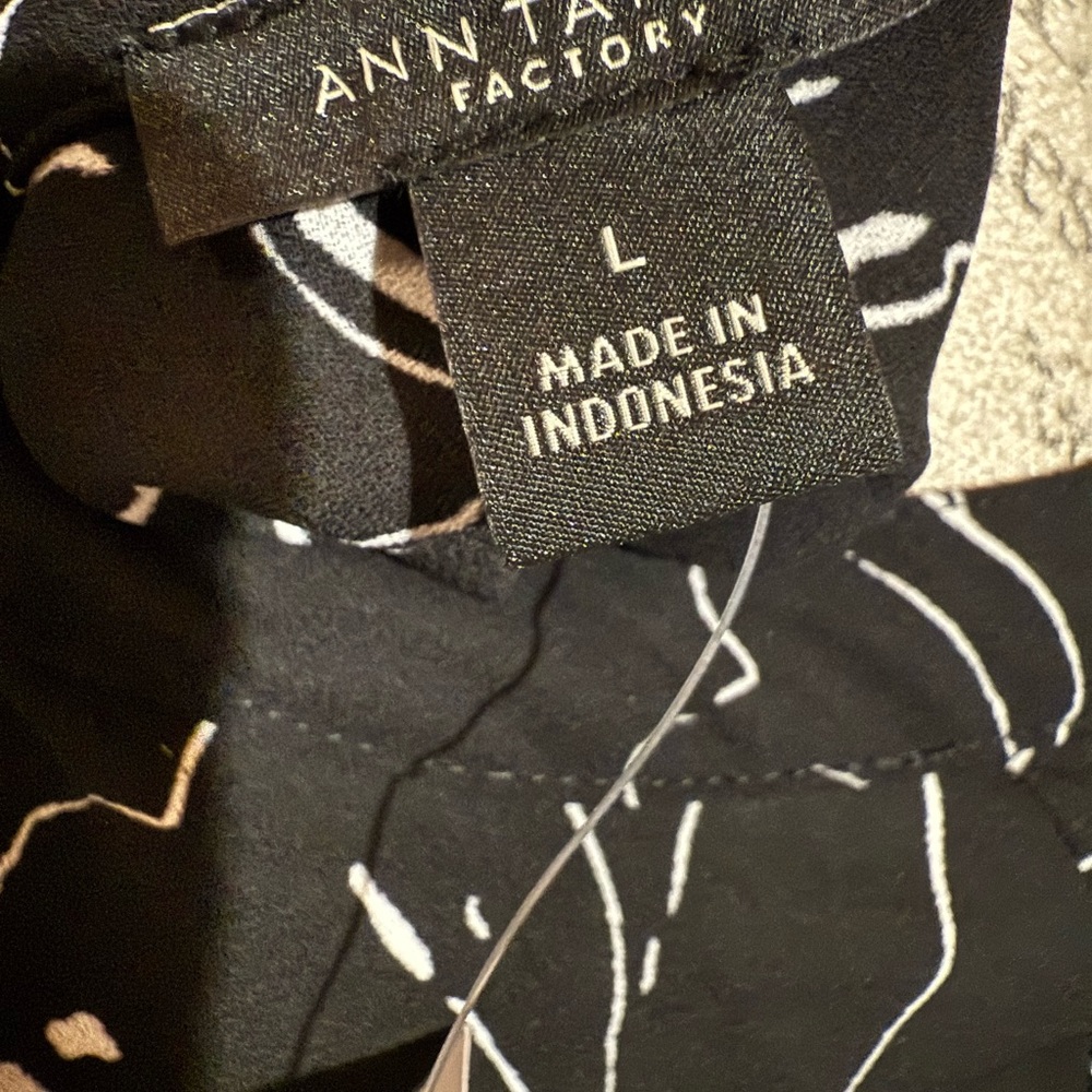 Ann Taylor Factory Black Blouse - Picture 7 of 8